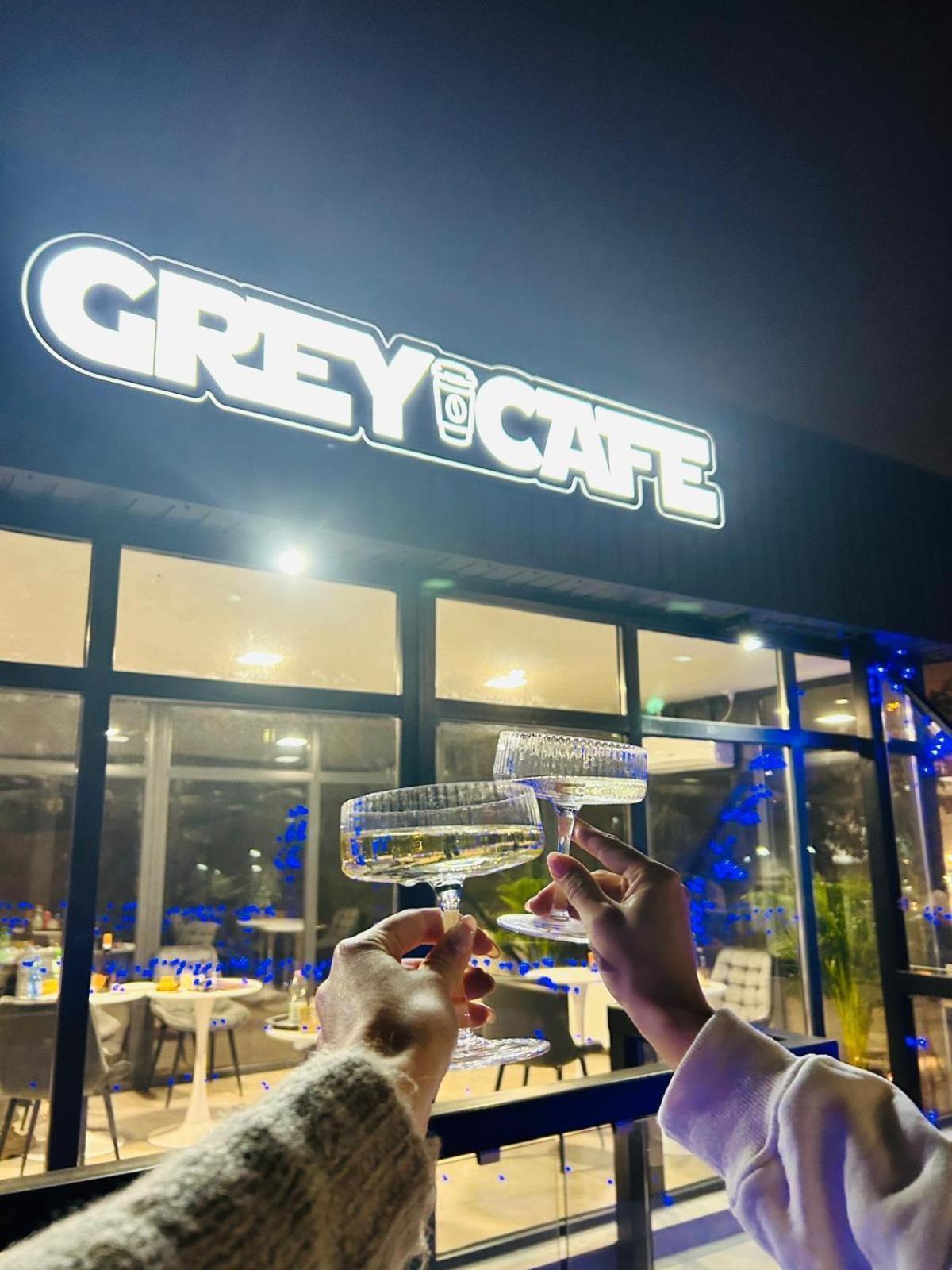 Grey Boutique Hotel Palas Iasi Exterior foto