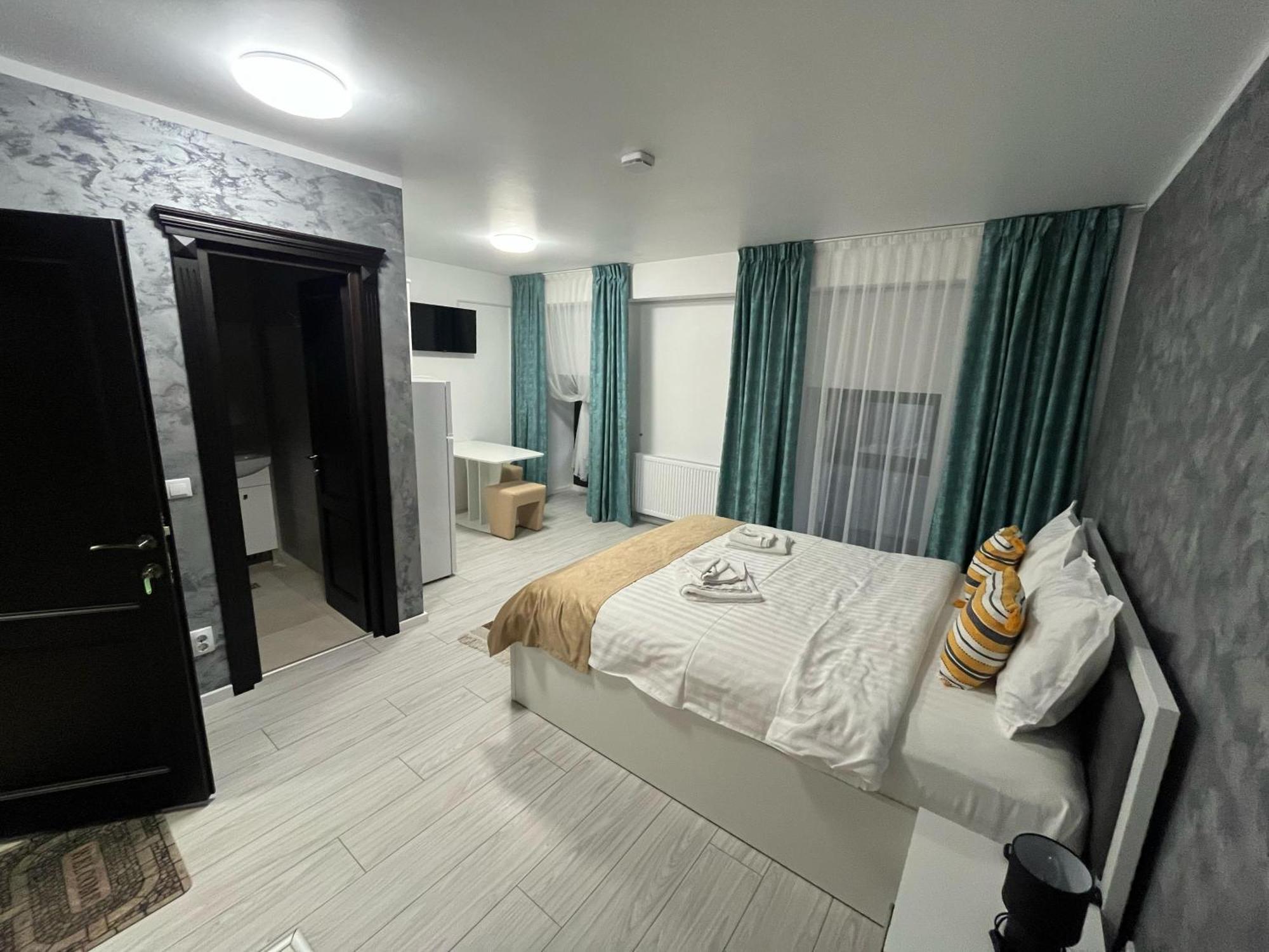 Grey Boutique Hotel Palas Iasi Exterior foto