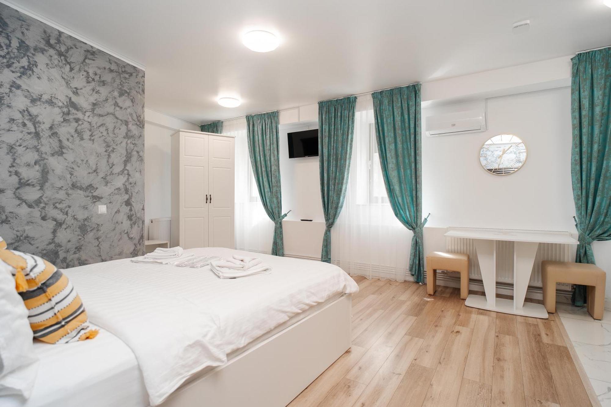 Grey Boutique Hotel Palas Iasi Exterior foto